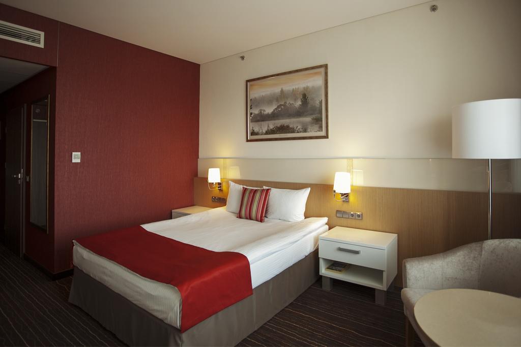 Victoria Hotel & Business Centre Minsk Habitación foto